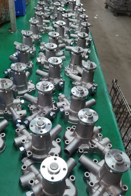 ディーゼルエンジン403C 403D用新型ウォーターポンプ 145017390 127x140x152mm