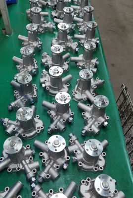 ディーゼルエンジン403C 403D用新型ウォーターポンプ 145017390 127x140x152mm